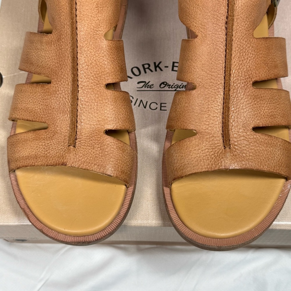 Kork-Ease Baltea Tan Leather Sandals, EUC Comfortable Strappy Buckles Women’s 10 - Picture 7 of 13